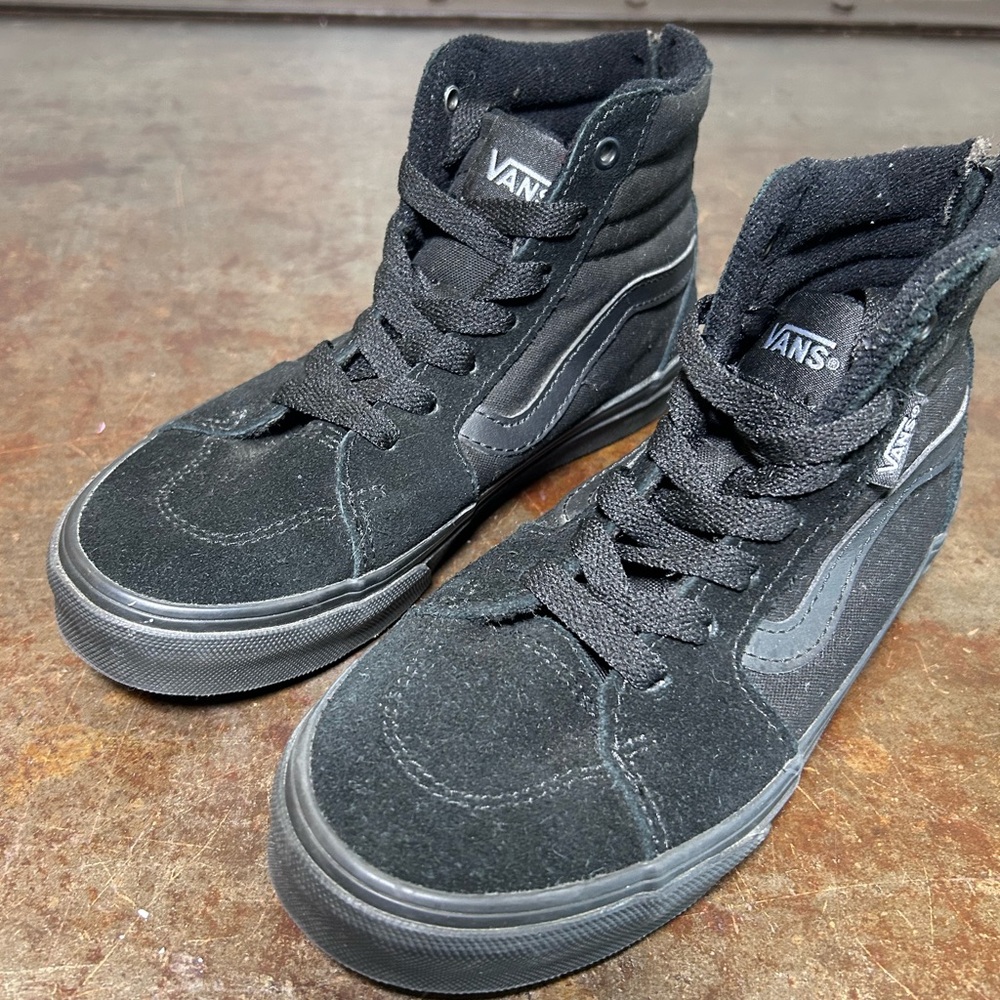 Vans Kid’s Filmore Hi Zipper Lace Up Front Black on Black Suede Canvas Skate - Picture 4 of 12